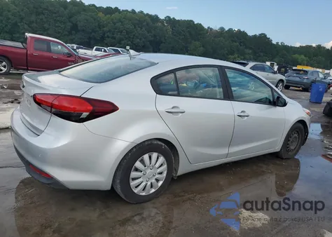 2017 Kia Forte Lx из США, поврежденный, VIN 3KPFK4A75HE085783